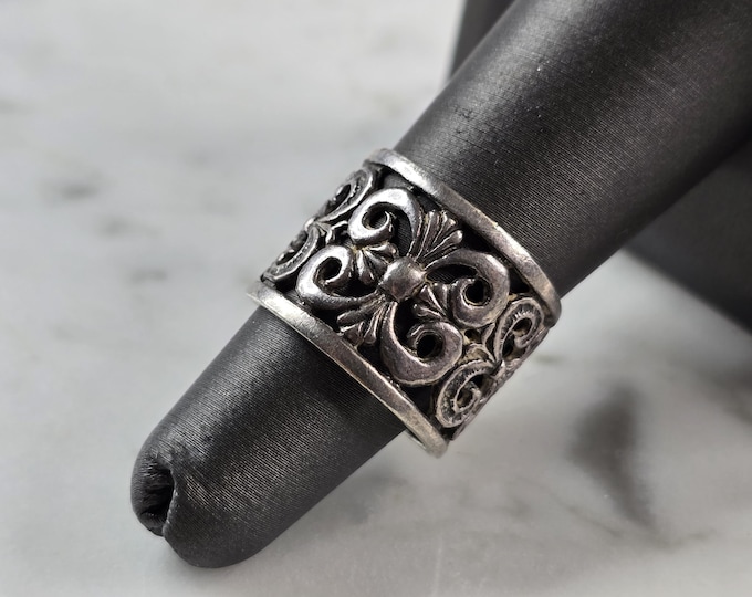 Womens Vintage Estate Sterling Silver Fleur Des Lis Cigar Band Ring 5.4g E7810