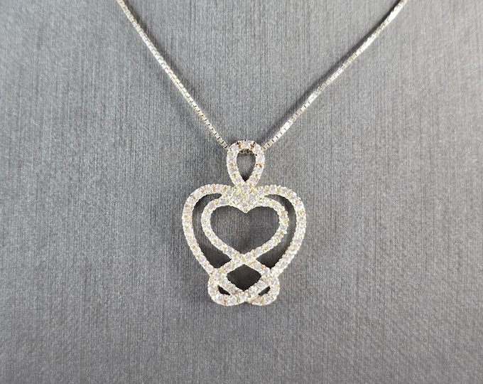 Womens Vintage Sterling Silver Heart CZ Pendant Necklace 5.1g E3521