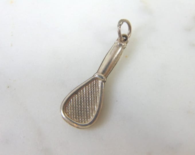 Womens Vintage Estate Sterling Silver Tennis Racket Charm .6g E3029
