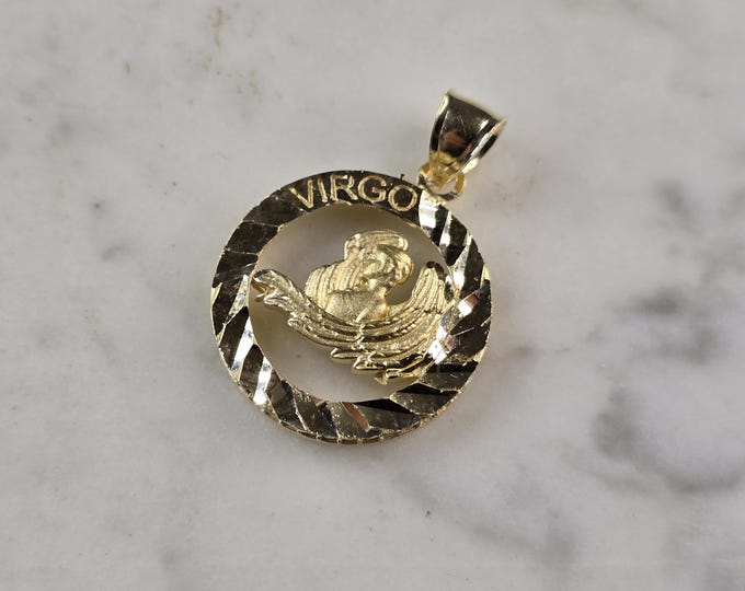Womens Vintage Estate Gold Tone Zodiac Virgo Pendant E2399
