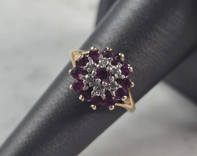 Womens Vintage Estate 10K Yellow Gold Diamond Ruby Ring 3.2g E4635