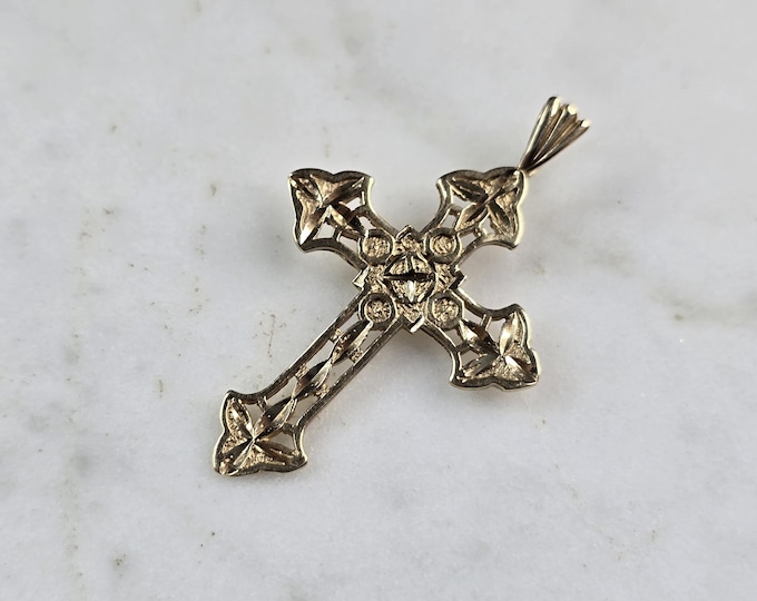 Womens Vintage 14K Gold Religious Michael Anthony Cross Pendant, 1.8g E3937