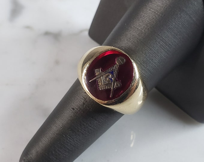 Mens Vintage Estate 10K Gold Free Mason Ring 8.5g E6214