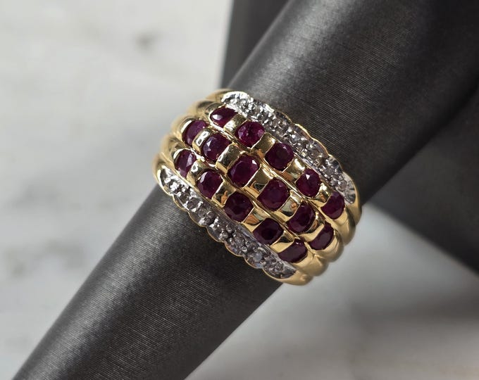 Womens Vintage Estate 14K Gold Diamonds & Garnet Ring 6.7g #E887