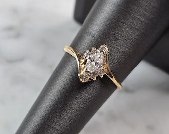 Womens Vintage Estate 14K Yellow Gold Diamond Ring, 2.3g E1839