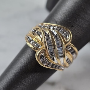 Womens Vintage Estate 10K Yellow Gold Diamond Ring 6.7g E3978