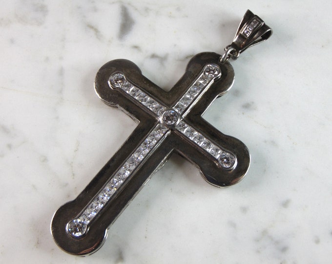 Womens Vintage Estate Sterling Silver CZ Cross Pendant 28.9g E6015
