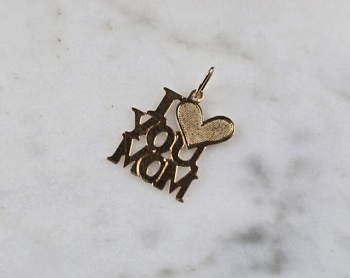 Womens Vintage Estate 14K Gold " I Love You Mom " Charm Pendant 0.4g E1460