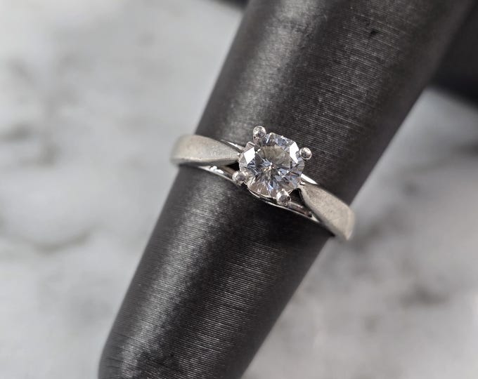 Womens Vintage Estate Platinum Diamond Ring Zales, 4.1g E6246
