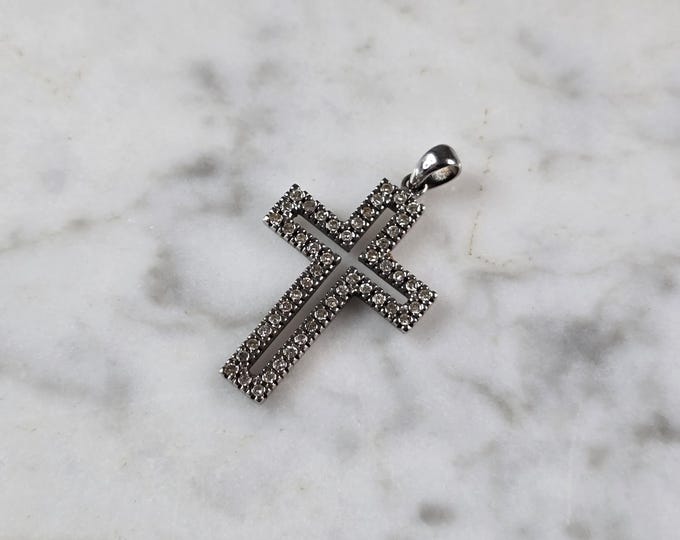 Womens Vintage Estate 10k White Gold Diamond Cross Pendant 1.7g E7916