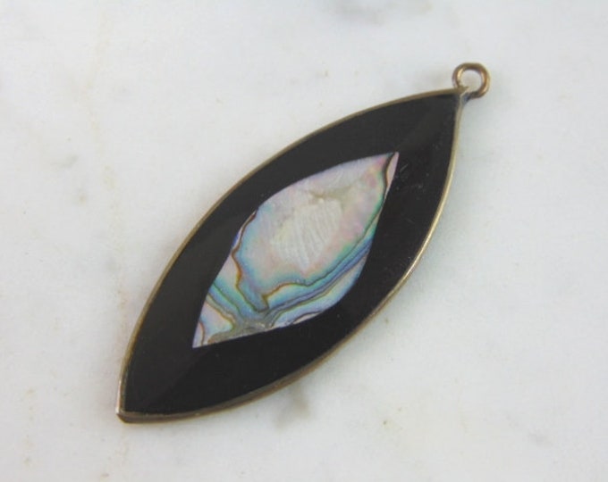 Womens Vintage Estate Sterling Silver MOP Pendant 3.4g E5596