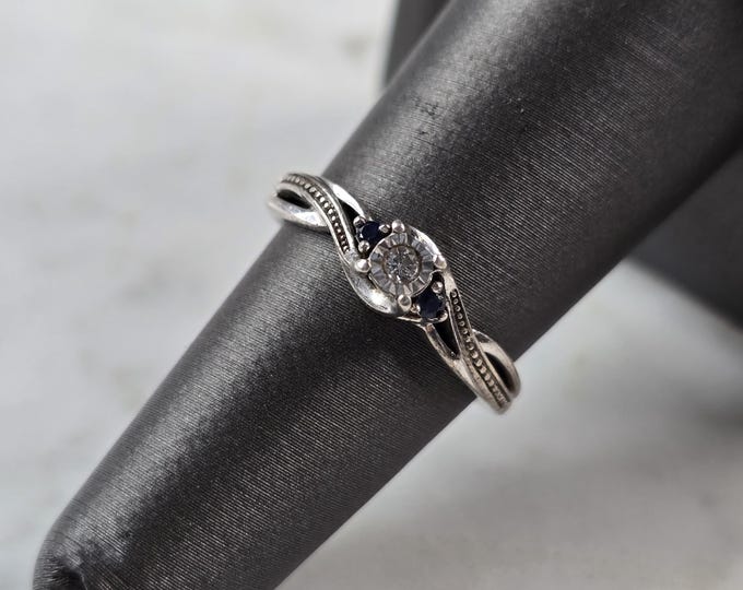 Womens Vintage Estate Sterling Silver Diamond Sapphire Ring 1.8g #E3663