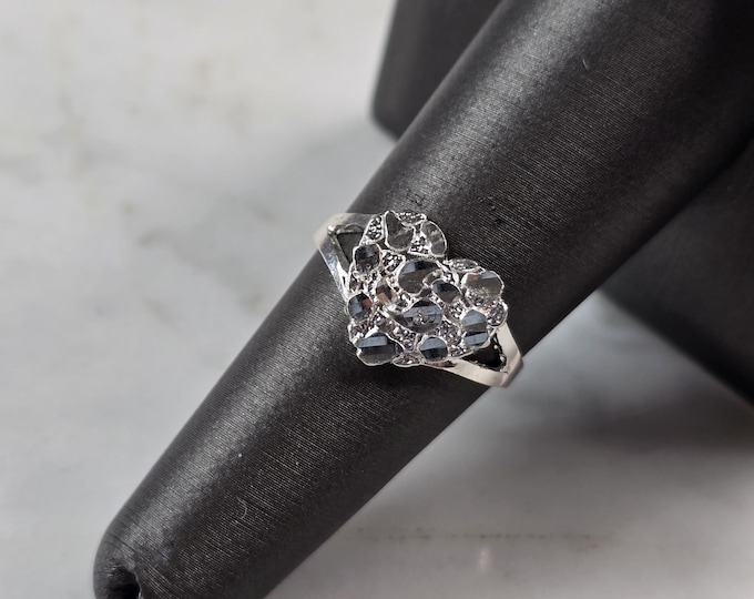 Womens Vintage Estate Sterling Silver Modernist Heart Ring 1.9g E1419