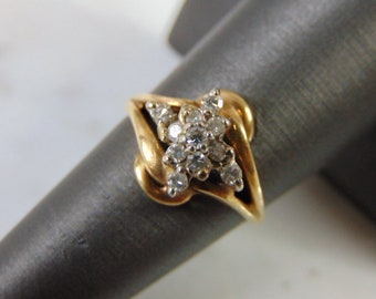 Womens Vintage Estate 14K Yellow Gold Diamond Cluster Ring, 3.3g E1661