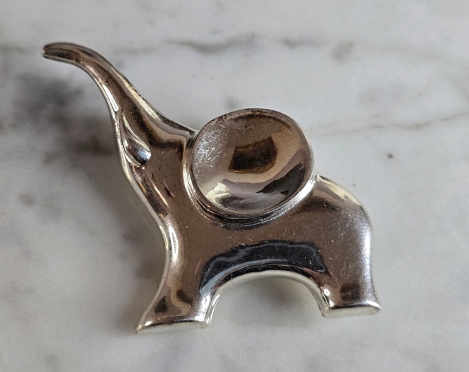 Womens Vintage Estate Sterling Silver Elephant Brooch 12.9g E7171