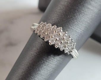 Womens Vintage Estate 14k White Gold Diamond Cluster Ring 2.8g  #E6545