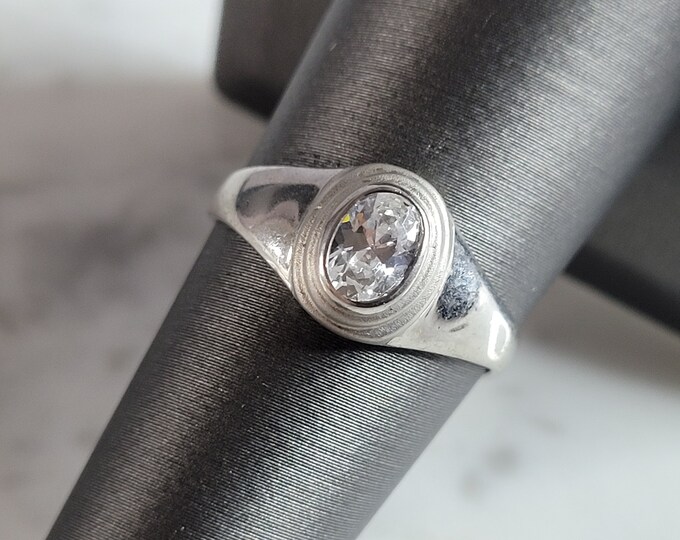 Womens Estate Sterling Silver Modernist CZ Ring 2.4g E6631