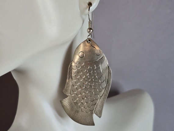Womens Vintage Estate Sterling Silver Fish Earring