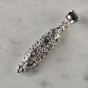 Pendentif Mezouza juive judaïque en argent sterling hébreu 5,8 g E1675