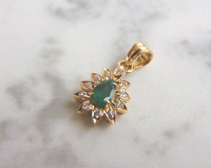 Womens Vintage Estate 14k Yellow Gold Diamond Emerald Pendant 2.3g  E3896