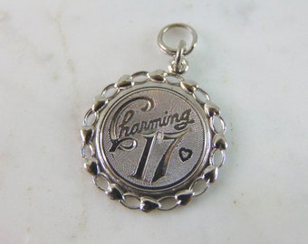 Womens Vintage Estate Sterling Silver Charming 17 Charm 4.8g E5852