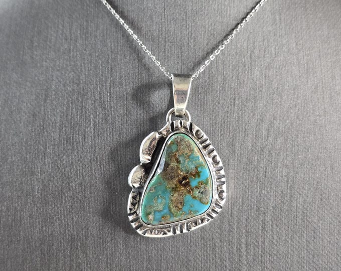 Womens Vintage Estate Sterling Silver Turquoise Pendant Necklace 19.2g E1134