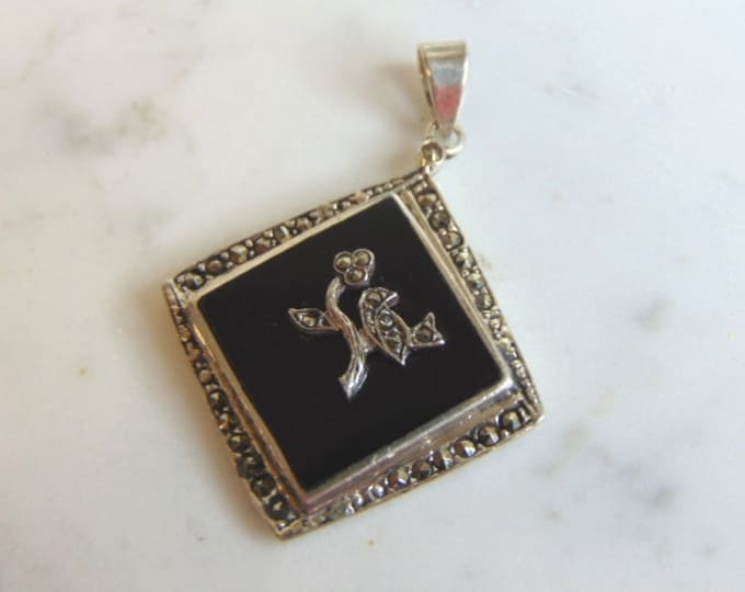 Womens Vintage Estate Sterling Silver Onyx Pendant 11.1g E5464
