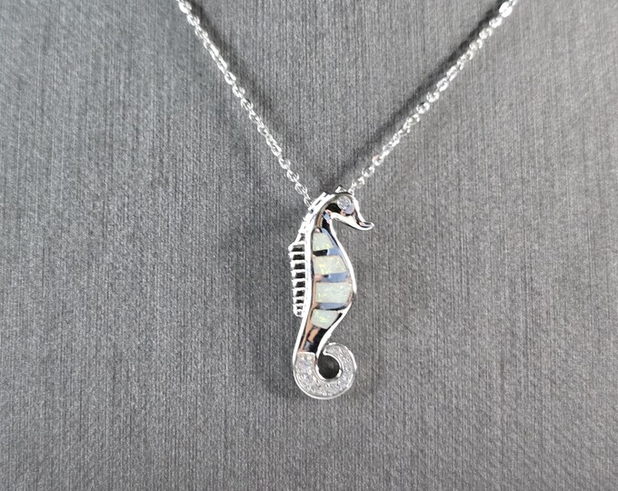 Womens Sterling Silver Opal Seahorse Pendant Necklace 4.4g E3650