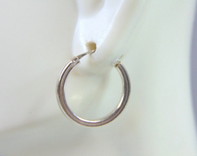 Womens Vintage Estate Sterling Silver Hoop Earrings 1.8g E3041