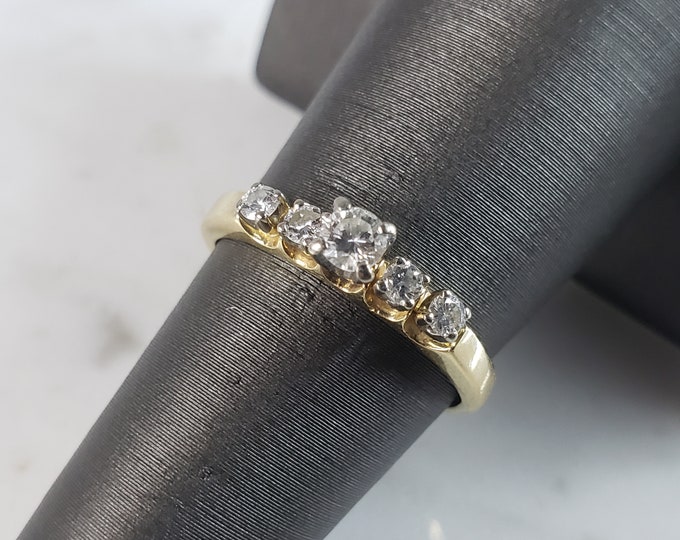 Womens Vintage Estate 14k Gold Diamond Ring 2.4g E2819