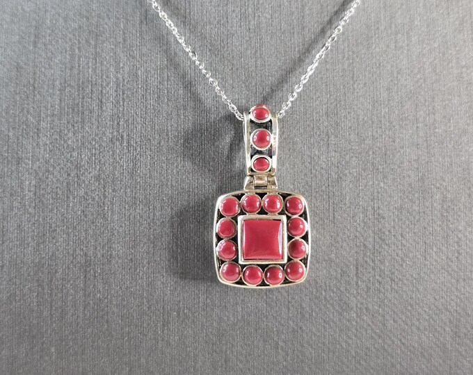 Womens Vintage Estate Sterling Silver Coral Pendant & Necklace 7.2g E5883