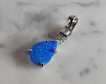 Womens Sterling Silver Blue Opal Modernist Pendant 1.7g E2815