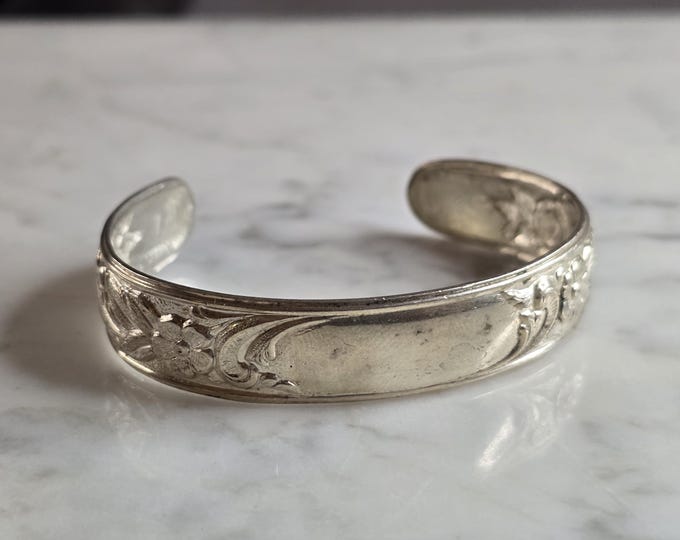 Womens Vintage Estate Sterling Silver Floral Cuff Bracelet 15.0g E6427