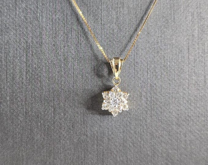 Womens Vintage Estate 14K Gold Diamond Pendant Necklace 2.3g #E6745