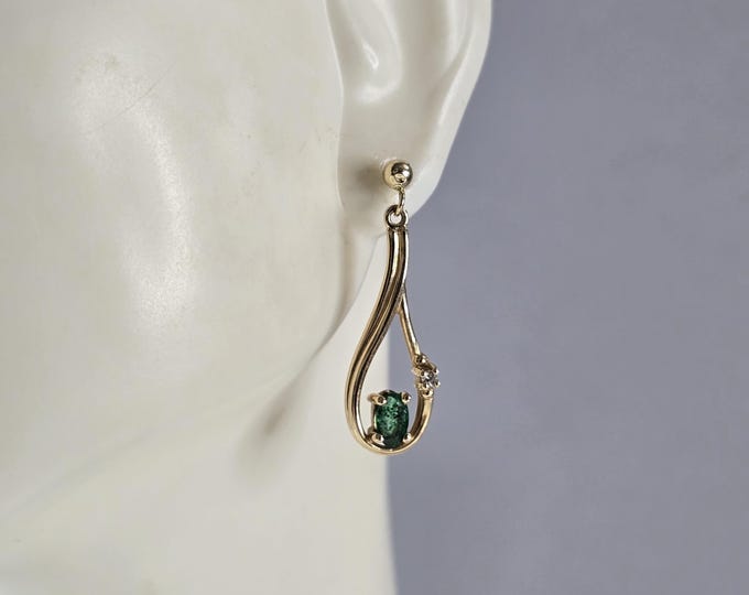 Pr Womens Vintage Estate 14K Yellow Gold Diamond Emerald Earrings, 2.7g E7203