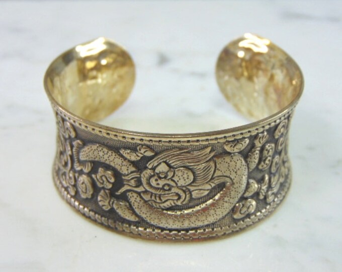 Womens Vintage Estate Silver Plated Copper Chinese Dragon Cuff Bracelet E930