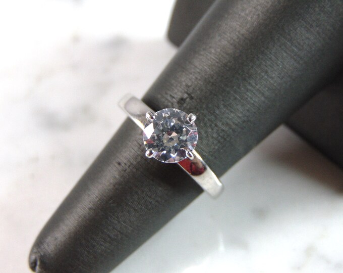Womens Vintage Estate Sterling Silver Modernist CZ Ring 3.3g E2326