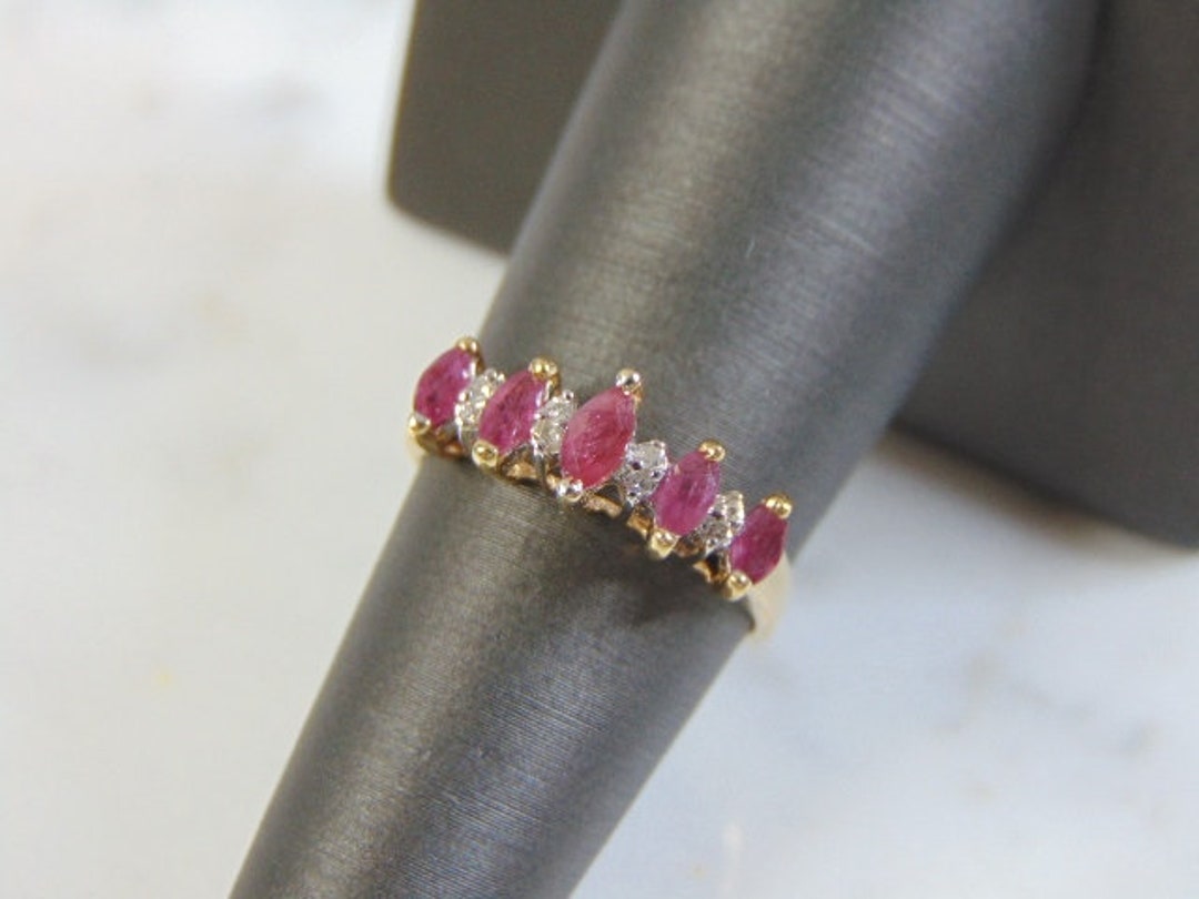 Womens Vintage Estate 14k Yellow Gold Garnet & Diamond Ring - Etsy