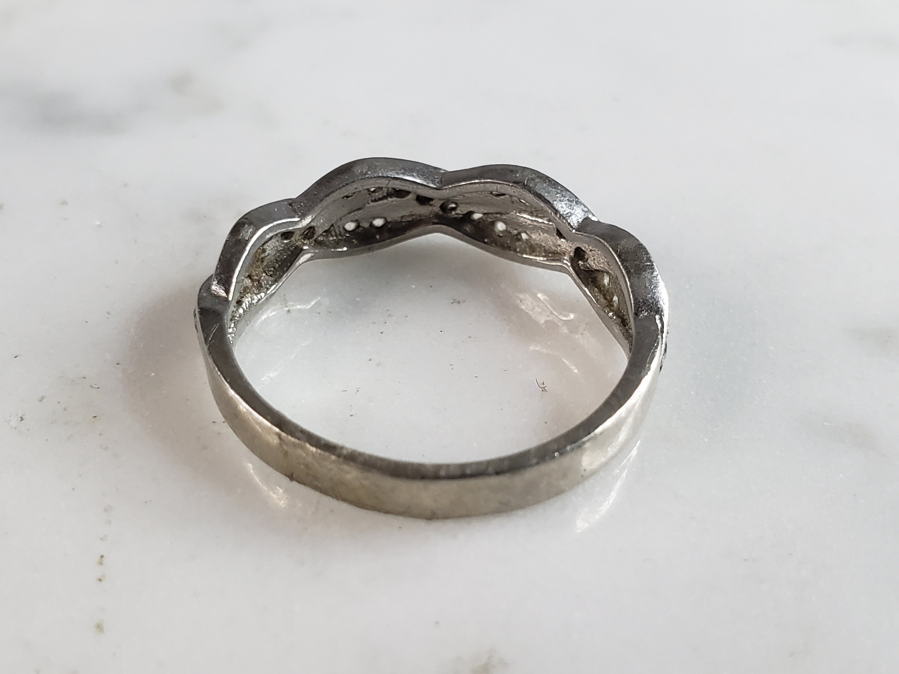 Womens Vintage Estate Sterling Silver Cubic Zirconia Ring