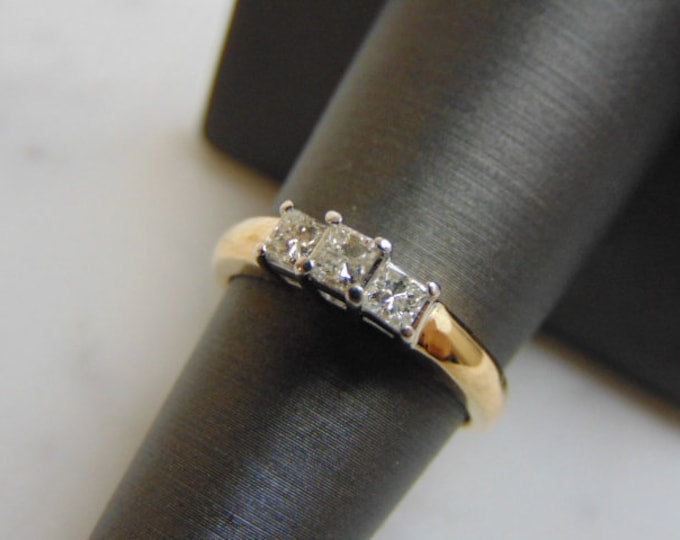 Women's Vintage Estate 14K Yellow Gold Diamond Ring, 4.2g E3867