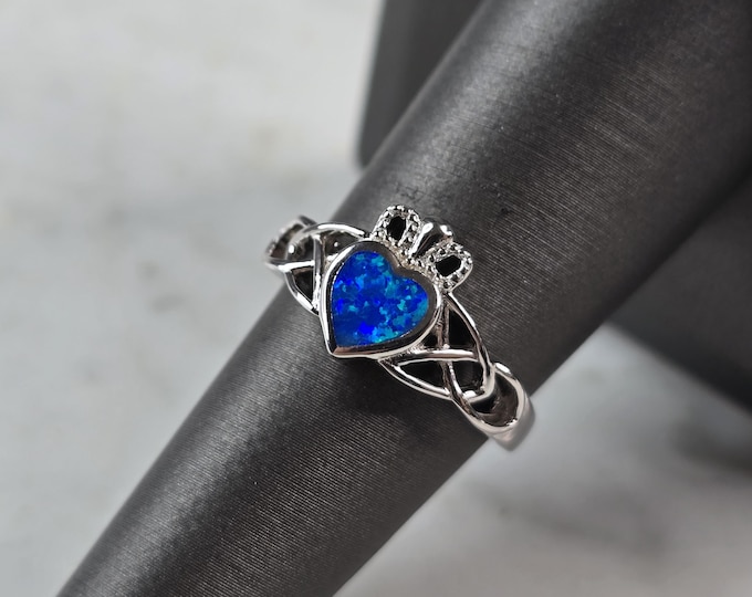 Womens Sterling Silver Irish Claddagh Blue Opal Heart Ring 3.3g E4485
