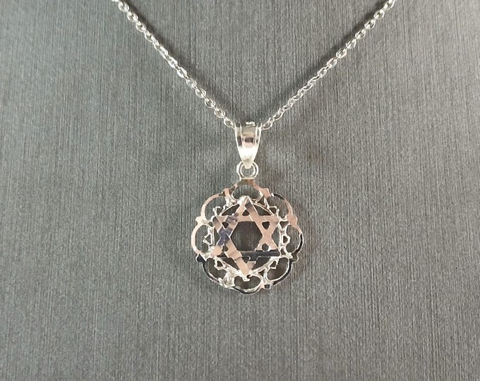 Sterling Silver Jewish Judaica Star of David Pendant Necklace, 2.5g E7498