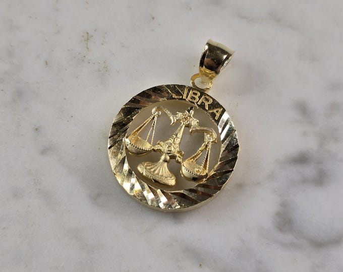 Womens Vintage Estate Gold Tone Zodiac Libra Pendant E2388