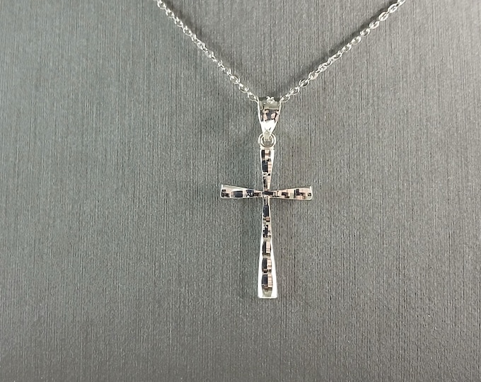Womens Sterling Silver Religious Modernist Cross Pendant Necklace 2.6g E1497