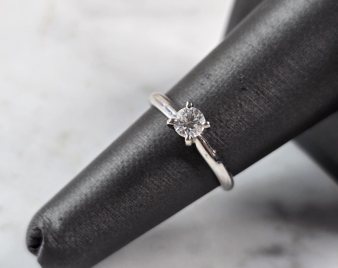 Womens Vintage Estate 14k White Gold Diamond Engagement Ring 2.4g  #E3611