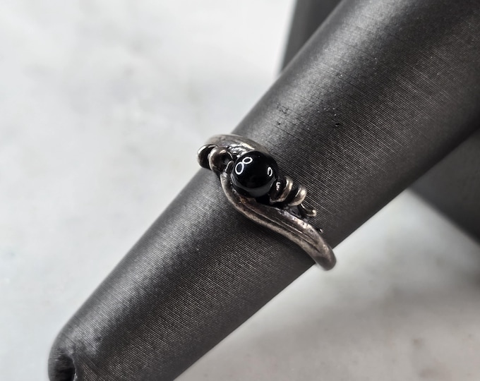 Womens Vintage Estate Sterling Silver Modernist Onyx Ring 1.7g E4139