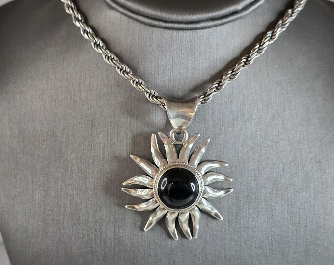 Womens Vintage Estate Sterling Silver Sun Pendant Rope Necklace 54.6g E6448