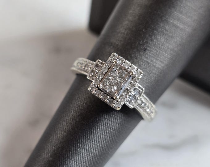 Womens Vintage Estate 10K White Gold Diamond Ring, 3.7g E2229