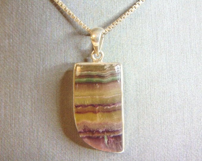 Womens Vintage Estate Agate Pendant W/ Necklace 14.6g E5462