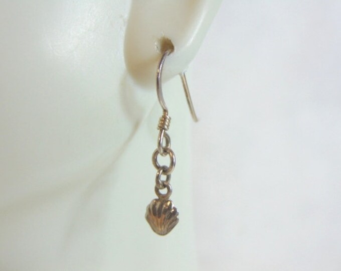 Womens Vintage Estate Sterling Silver Seashell Dangle Earrings 0.9g E5392